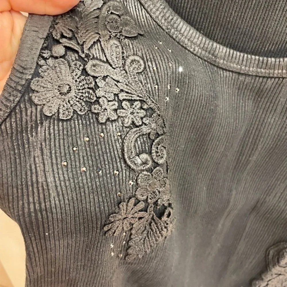 Max & Co. Tank with Rhinestone and Embroidery - Picture 4 of 10